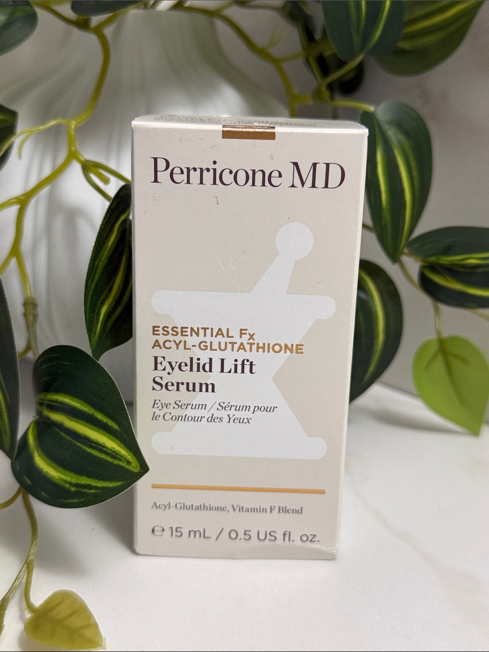 Perricone MD Beige and White Eyelid Lift Serum